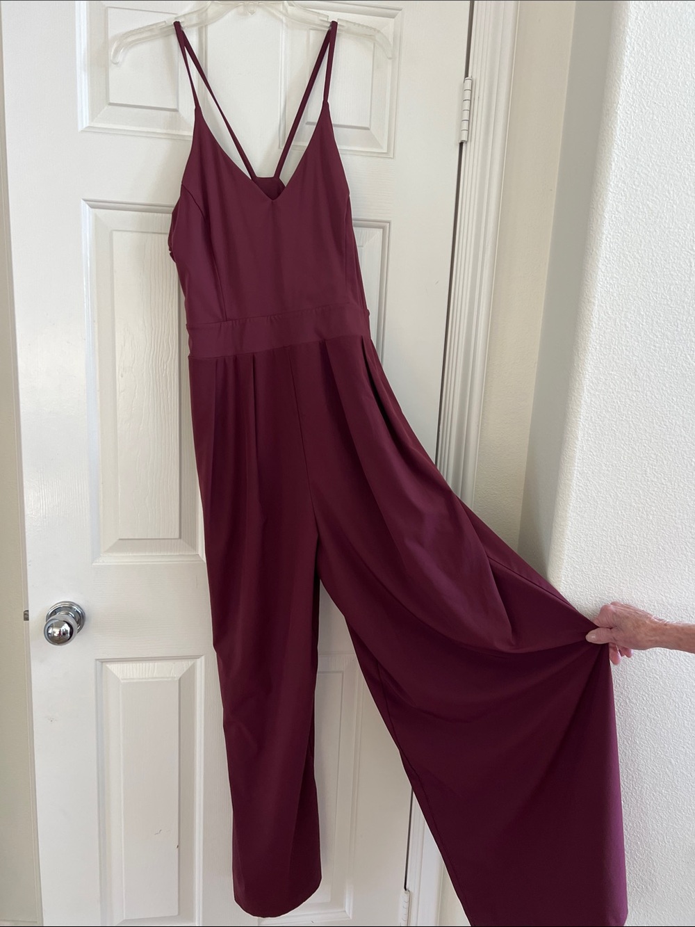 HALARA Burgundy Sleeveless V-Neck Wide-Leg Jumpsuit
